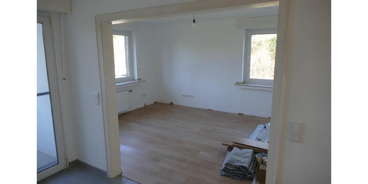 Korschenbroich Glehn, 2ZKDB, Gäste-WC, Balkon, Kamin, 103m², 1.OG 4 zimmer