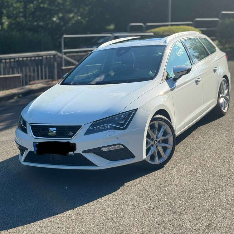 Seat Leon 117.700 km 13.750 € Remscheid 42853