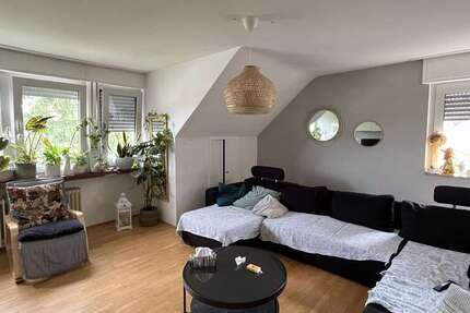 Wohnung zum Kaufen in Düsseldorf 269.000 € 97.6 m²