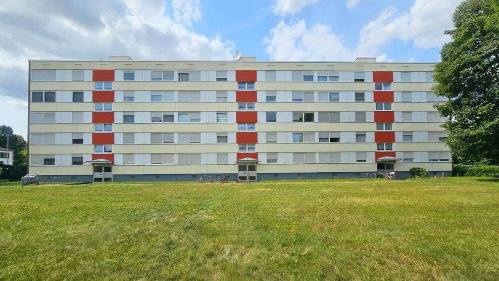 Ruhig gelegen, gut angebunden und voller Potenzial – 3-Zimmer-Eigentumswohnung in Dormagen-Hackenbroich