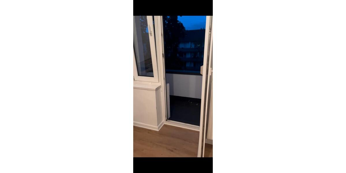 Etagenwohnung Duisburg Duisburg-Mitte - 1 Zimmer, 65 m&sup2;, 450&euro; | Angebot:25793349