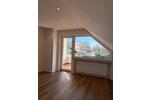 Dachgeschoßwohnung Langenfeld (Rheinland) - 3 Zimmer, 87 m&sup2;, 1.200&euro; | Angebot:26301690