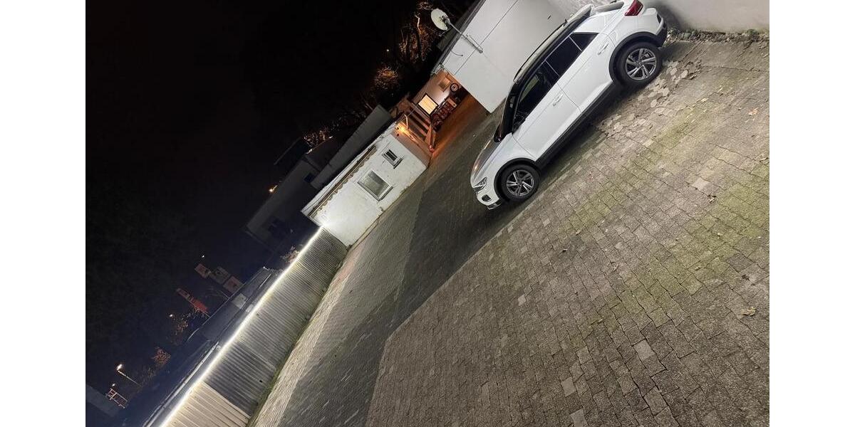 Garagen / Stellplätze Düsseldorf Niederkassel - 1.800&euro; | Angebot:26120699