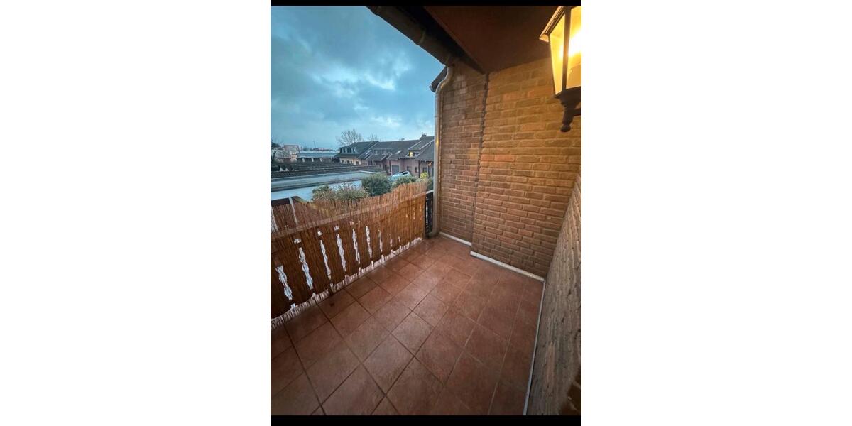 Etagenwohnung Grevenbroich Neuenhausen - 2 Zimmer, 65 m&sup2;, 750&euro; | Angebot:25718291