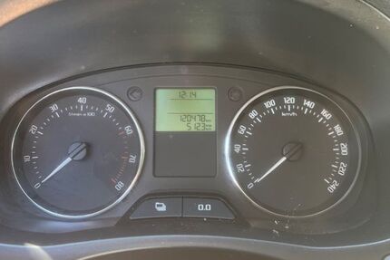 Skoda Fabia 120.478 km 5.750 &euro; Remscheid 42859