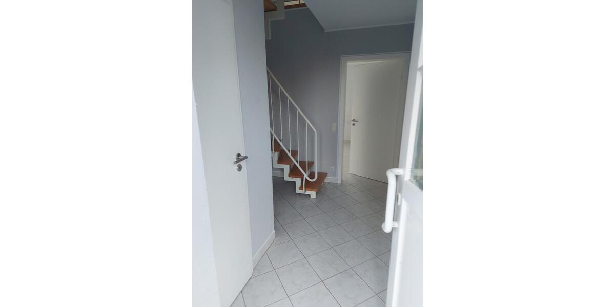 Doppelhaushälfte Leverkusen Bergisch Neukirchen - 5 Zimmer, 135 m&sup2;, 1.400&euro; | Angebot:25352176