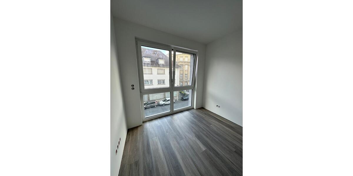 Neubauwohnung 100 qm 3Zi mit großem Balkon in Solingen-Höhscheid 3 zimmer