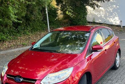 Ford Focus 80.670 km 5.900 &euro; Wuppertal 42389