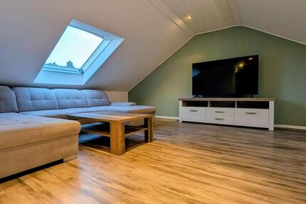 Wohnung Mönchengladbach West - 1 Zimmer, 50 m&sup2;, 700&euro; | Angebot:25805510