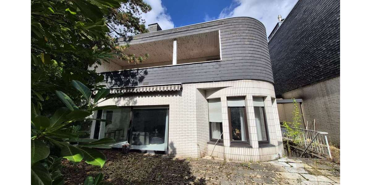 Haus zum Kaufen in Düsseldorf 1.450.000 € 205 m² 8 zimmer