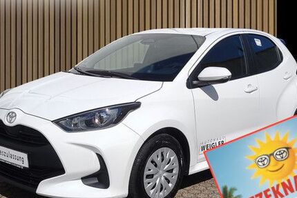 Toyota Yaris 2.000 km 22.490 € Leverkusen 51381