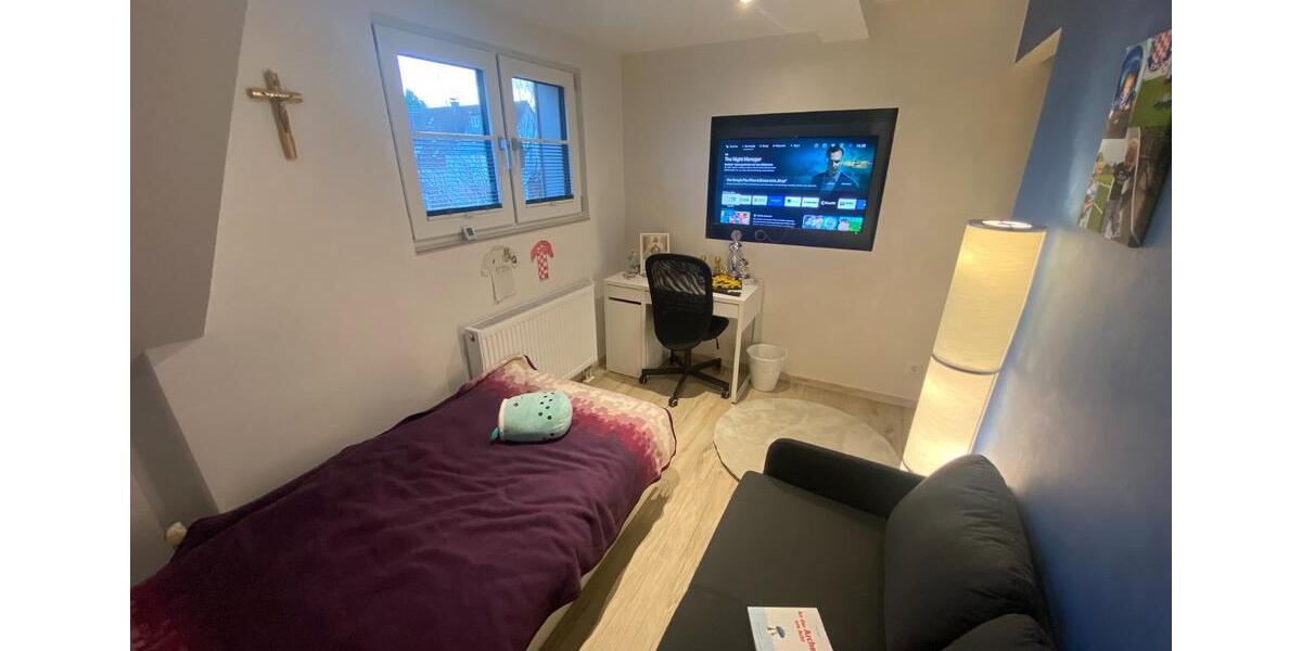 kernsaniertes Traumhaus mit schönem Garten, Pool und Partyraum 7 zimmer