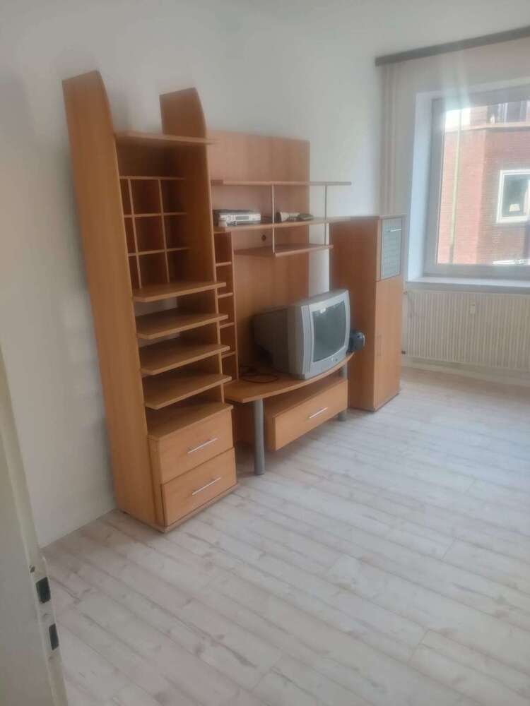 Wohnung zum Mieten in Duisburg 385 € 64.15 m²