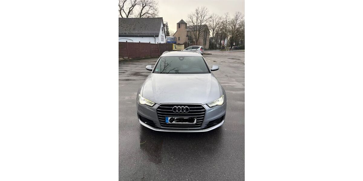 Audi A6 222.000 km 12.900 &euro; Düsseldorf 40489