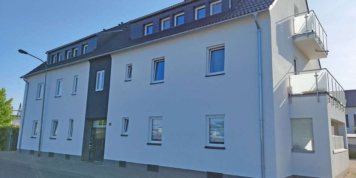 Haus zum Kaufen in Bedburg 1.160.000 € 453 m² 17 zimmer