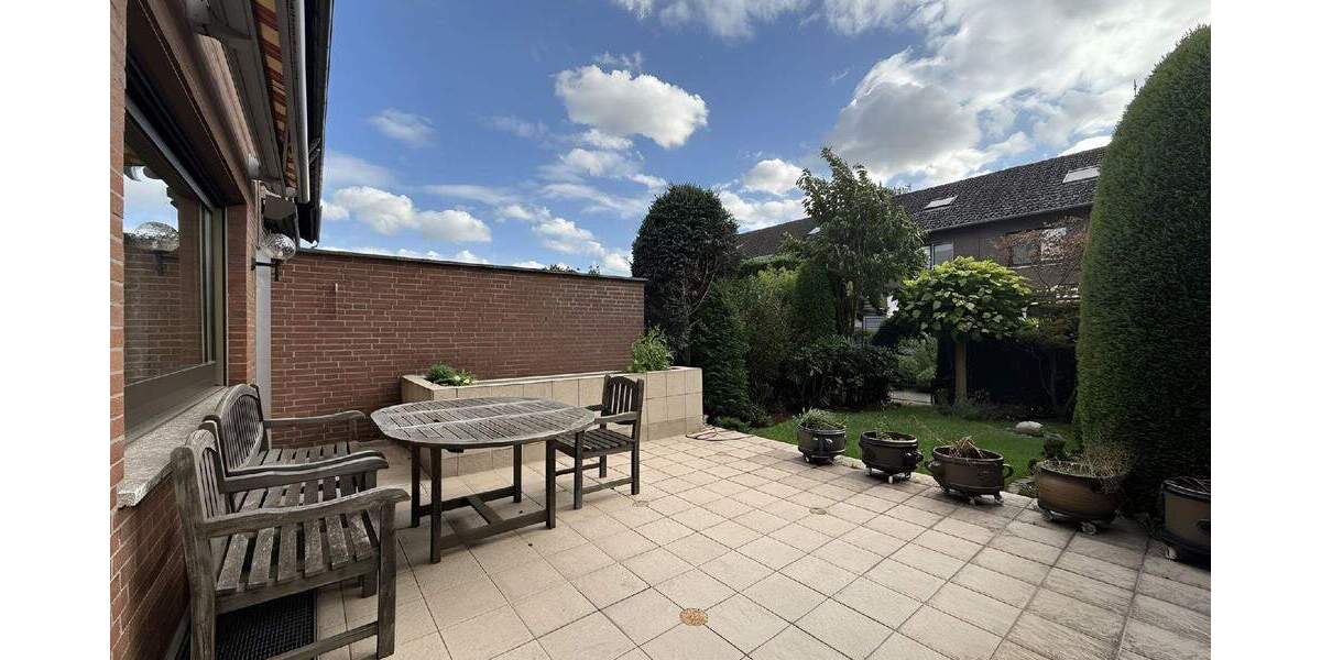 GEMÜTLICHES REIHENMITTELHAUS IN KREFELD KLIEDBRUCH ZU VERKAUFEN! 5 zimmer