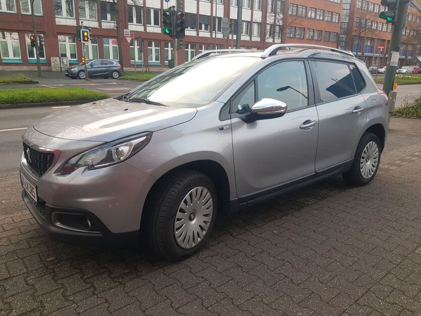 Peugeot 2008 182.000 km 6.399 € Düsseldorf 40231