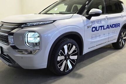 Mitsubishi Outlander 2.499 km 49.380 &euro; Mönchengladbach 41061