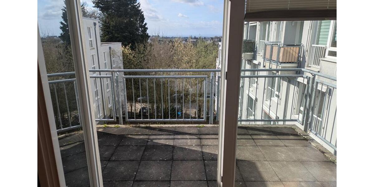 Dachgeschoßwohnung Solingen Mitte - 2 Zimmer, 49 m&sup2;, 836&euro; | Angebot:25541366