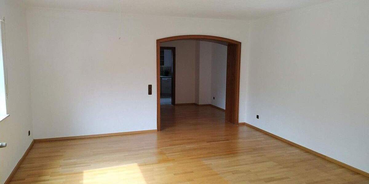 Etagenwohnung Krefeld Hüls - 2 Zimmer, 74 m&sup2;, 850&euro; | Angebot:25044942