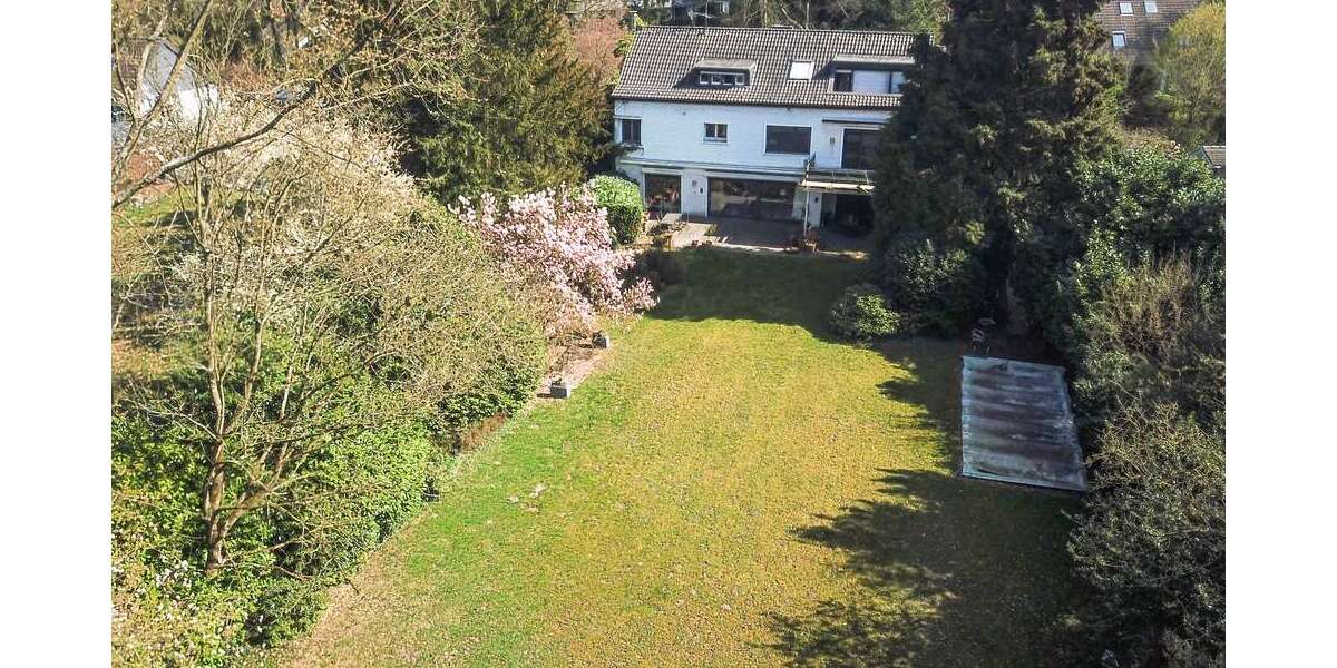 Haus zum Kaufen in Meerbusch 2.990.000 € 300 m² 10 zimmer