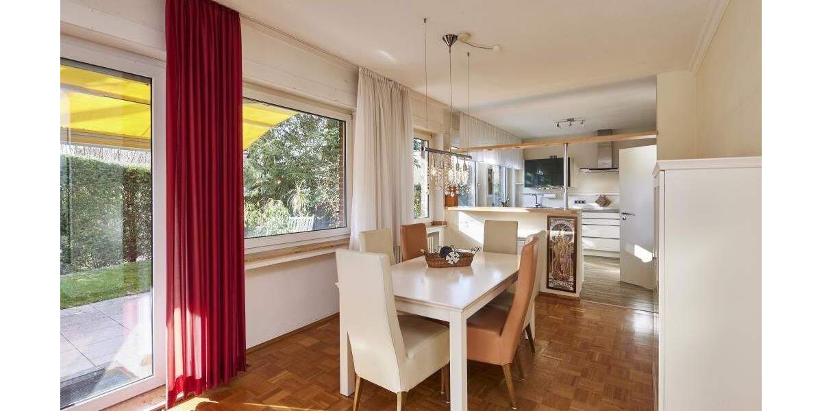 Mehrfamilienhaus, Wohnhaus Krefeld Hüls - 6 Zimmer, 200 m&sup2;, 530.000&euro; | Angebot:24711735