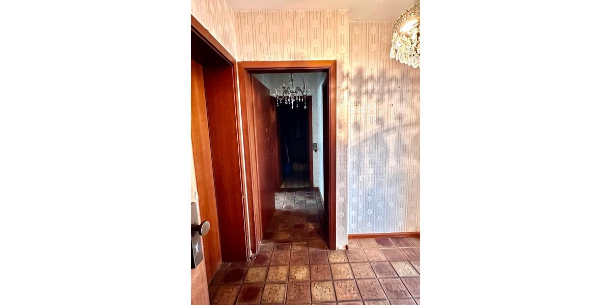 Etagenwohnung Düsseldorf Stadtbezirk 9 - 3 Zimmer, 85 m&sup2;, 190.000&euro; | Angebot:26588524