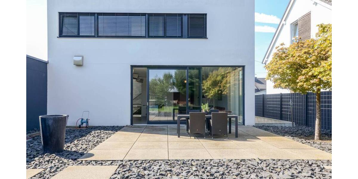 Einfamilienhaus Langenfeld Reusrath - 4 Zimmer, 235 m&sup2;, 1.290.000&euro; | Angebot:26393465