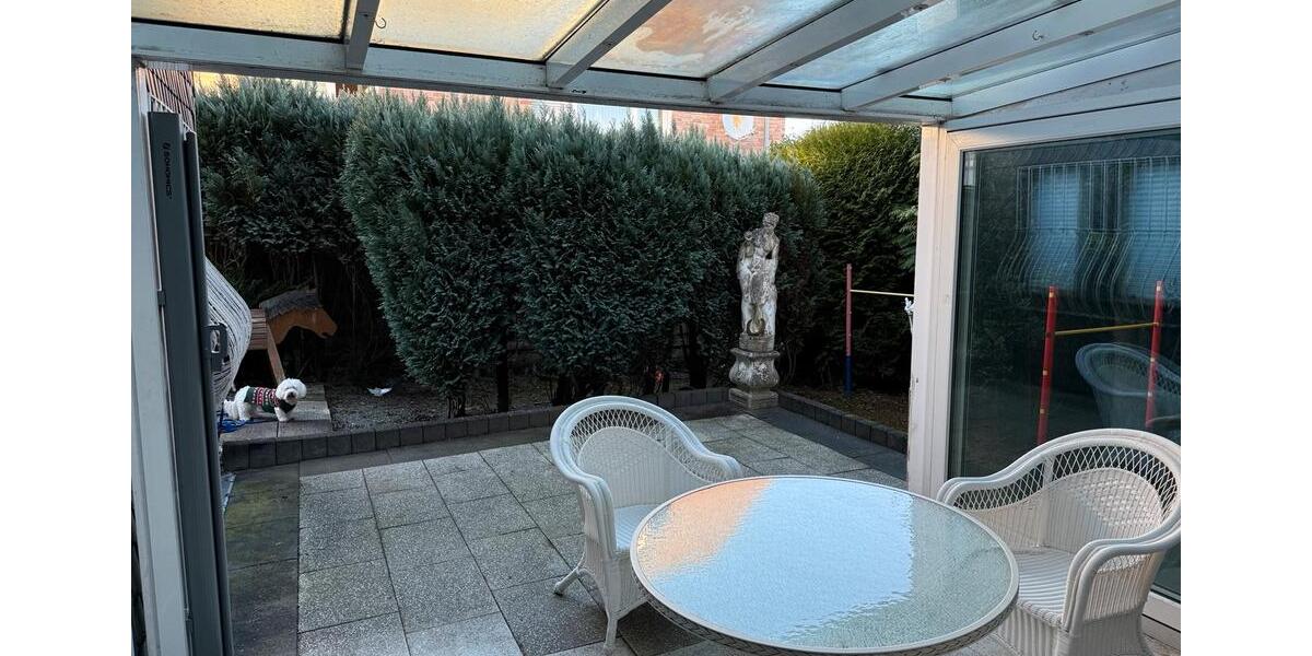 Traumhafte EG-Wohnung mit Garten in Bestlage von Privat 4 zimmer