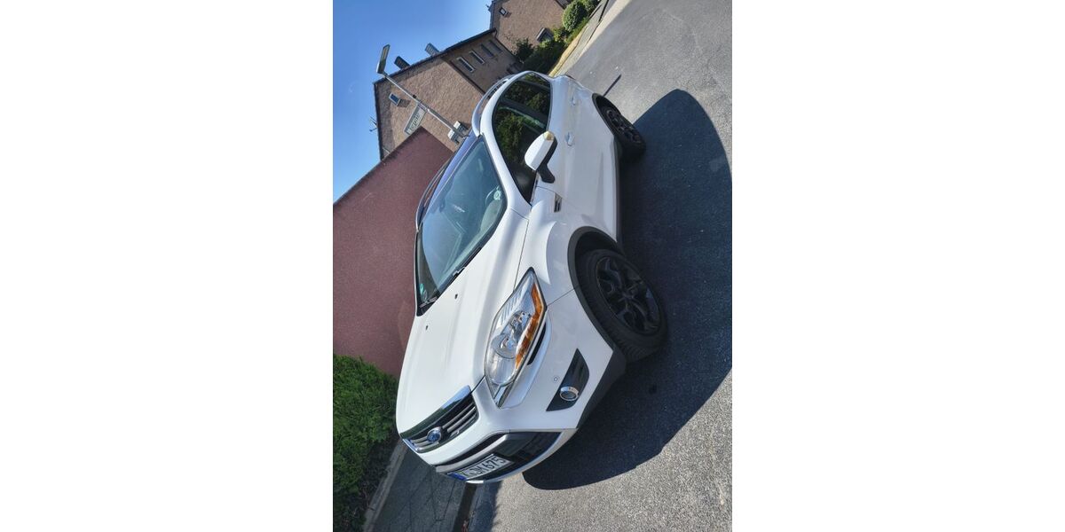 Ford Kuga 136.000 km 8.250 &euro; Viersen 41751