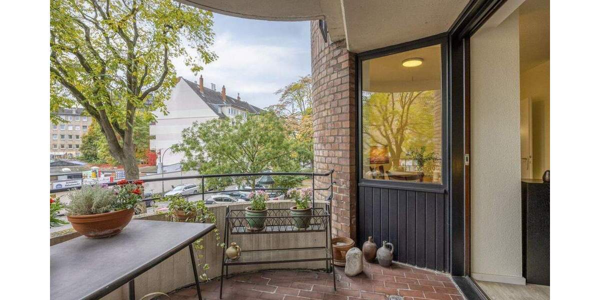 Etagenwohnung Düsseldorf Derendorf - 3 Zimmer, 90 m&sup2;, 329.000&euro; | Angebot:25835356
