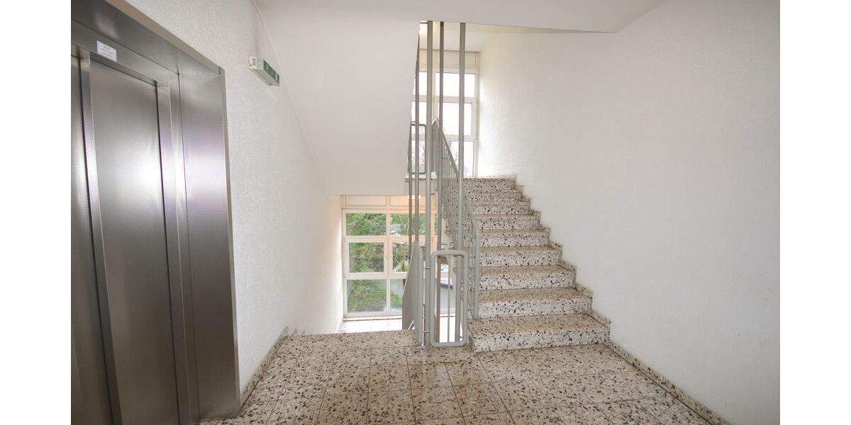 Gewerbeobjekt Mönchengladbach Eicken - 4 Zimmer, 121 m&sup2;, 972&euro; | Angebot:25209947