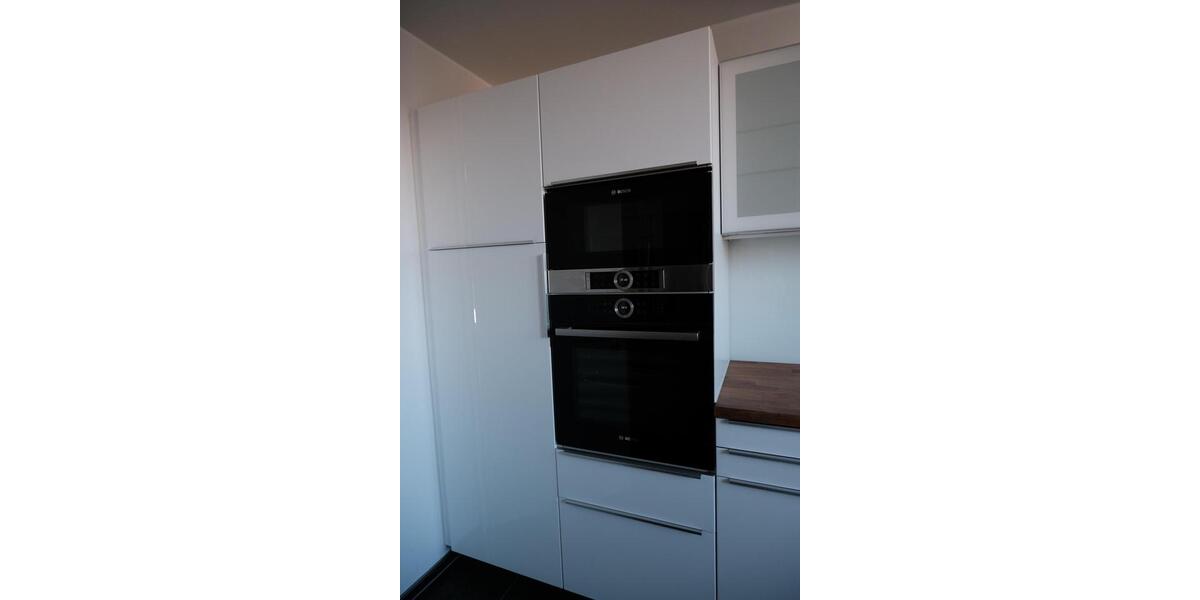 Dachgeschoßwohnung Duisburg Hochheide - 4 Zimmer, 120 m&sup2;, 1.150&euro; | Angebot:25640742