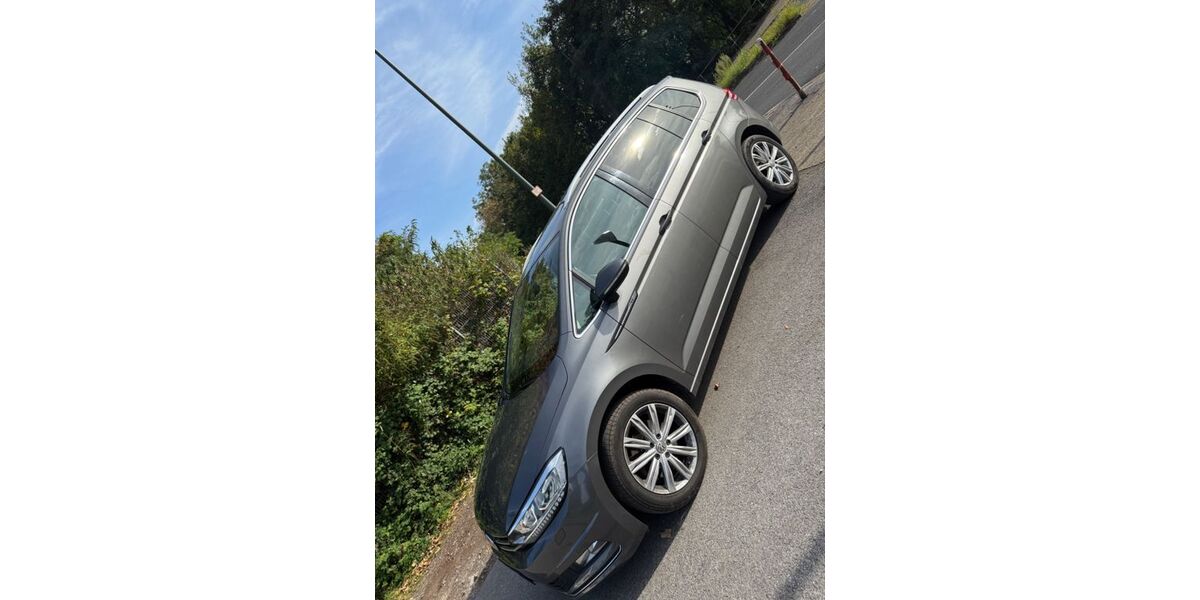 VW Touran 195.000 km 15.200 &euro; Düsseldorf 40229