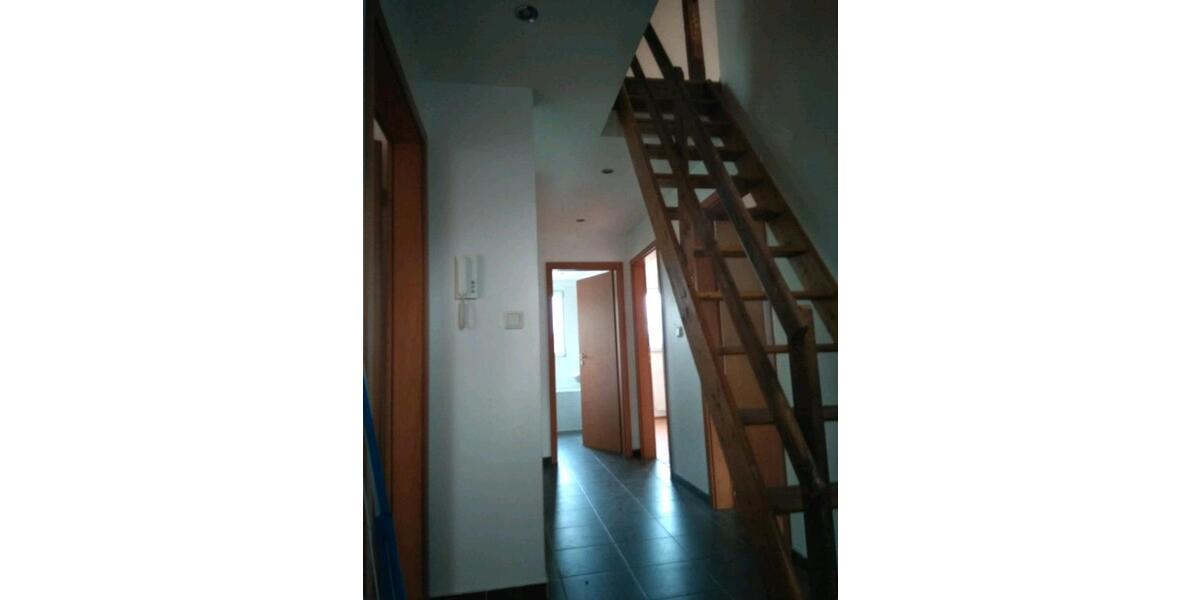 Etagenwohnung Duisburg Ruhrort - 3 Zimmer, 90 m&sup2;, 135.000&euro; | Angebot:26915511