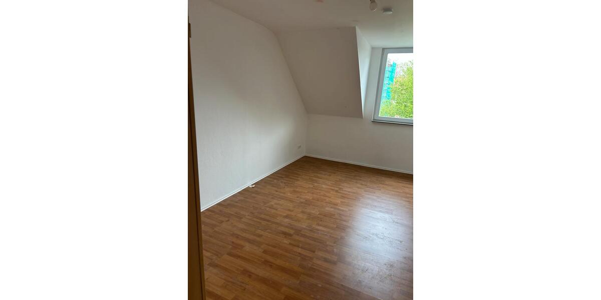 Etagenwohnung Mülheim an der Ruhr Heißen - 3 Zimmer, 90 m&sup2;, 799&euro; | Angebot:26415616