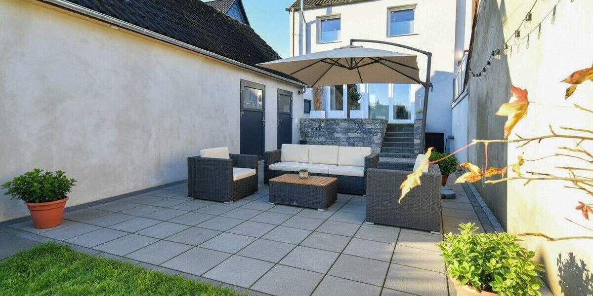 Modernisiertes Raumwunder mit 463 m² Grundstück, 3-fach Glas & FB - Heizung in Toplage von Buchholz 4 zimmer