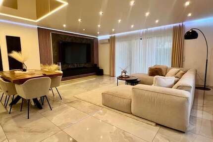 Haus zum Kaufen in Solingen 780.000 € 195 m² 5 zimmer