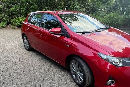 Toyota Auris 181.000 km 11.400 &euro; Ratingen 40882
