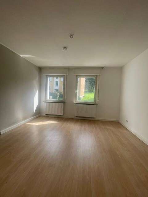 Wohnung zum Mieten in Wuppertal 430 € 57.37 m²