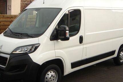 Peugeot Boxer 51.700 km 18.880 € Hilden 40721