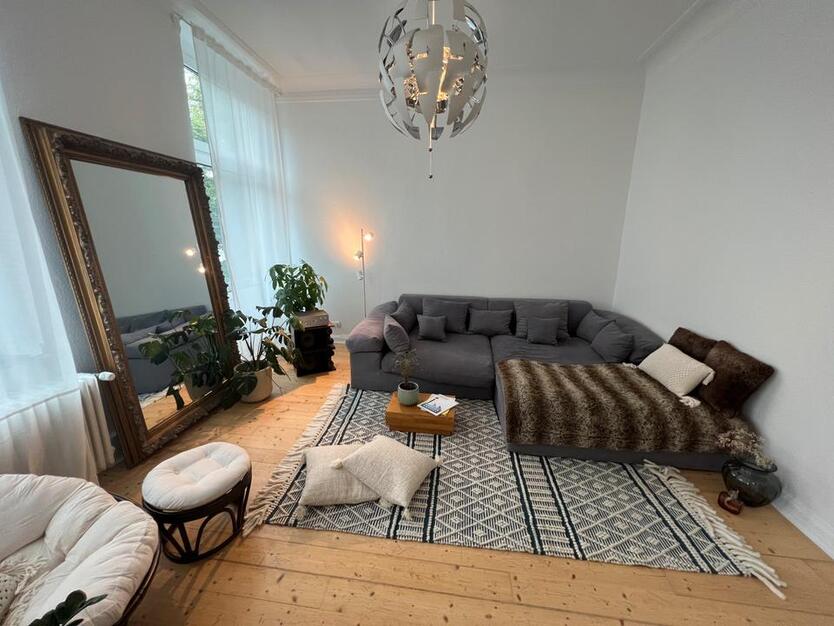 Helle 100qm Altbauwohnung mit 4 Zimmern und 3,5m Decken zimmer