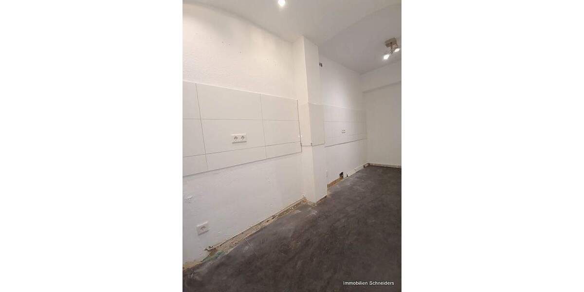 Etagenwohnung Krefeld Cracau - 2 Zimmer, 64 m&sup2;, 580&euro; | Angebot:25734275