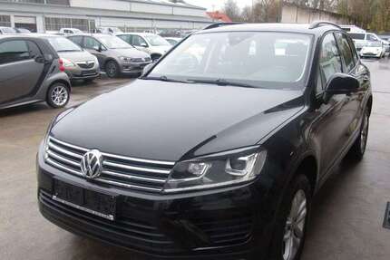 VW Touareg 74.600 km 29.800 &euro; Leverkusen 51371