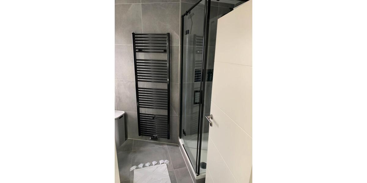 Dachgeschoßwohnung Mönchengladbach - 3 Zimmer, 83 m&sup2;, 265.000&euro; | Angebot:26730632