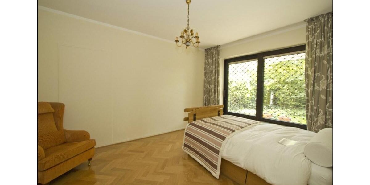 Maisonettenwohnung Düsseldorf Düsseltal - 4 Zimmer, 170 m&sup2;, 930.000&euro; | Angebot:26414875