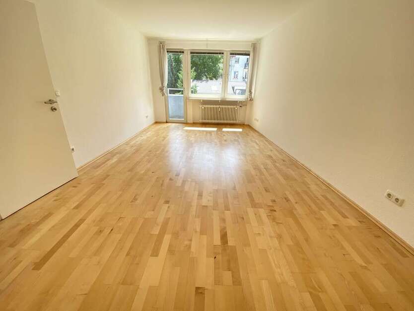 Wohnung zum Mieten in Frankfurt am Main 1.090 € 54 m²