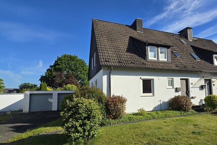Doppelhaushälfte mit großem Grundstück und Bauplatz - Haus Mettmann | Angebot:26820953