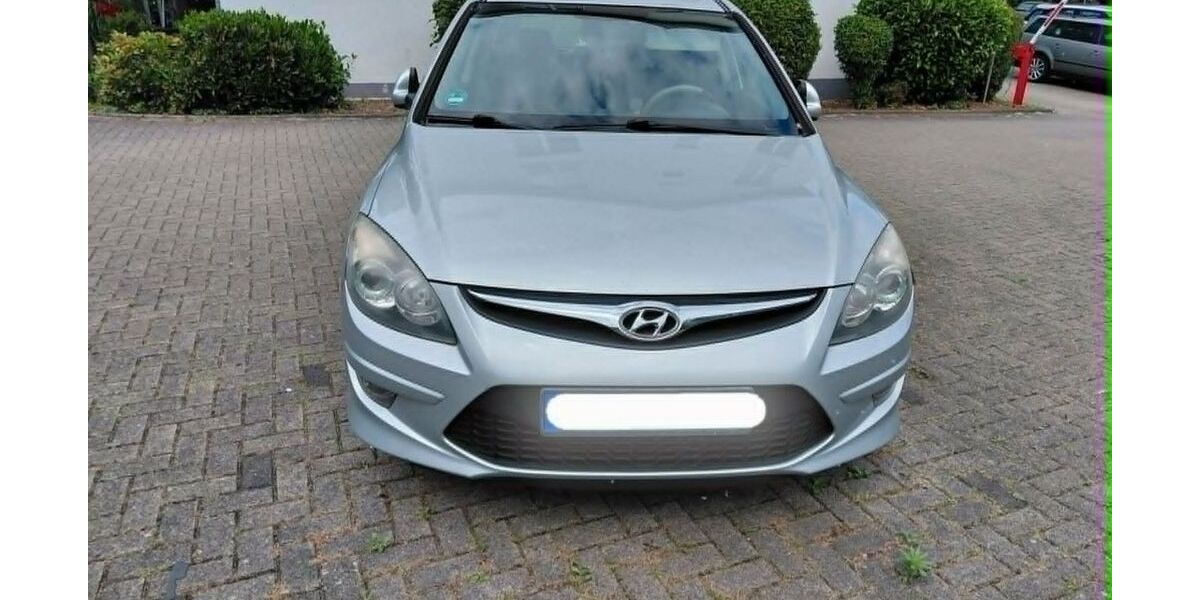 Hyundai i30 172.000 km 3.100 &euro; Willich 47877