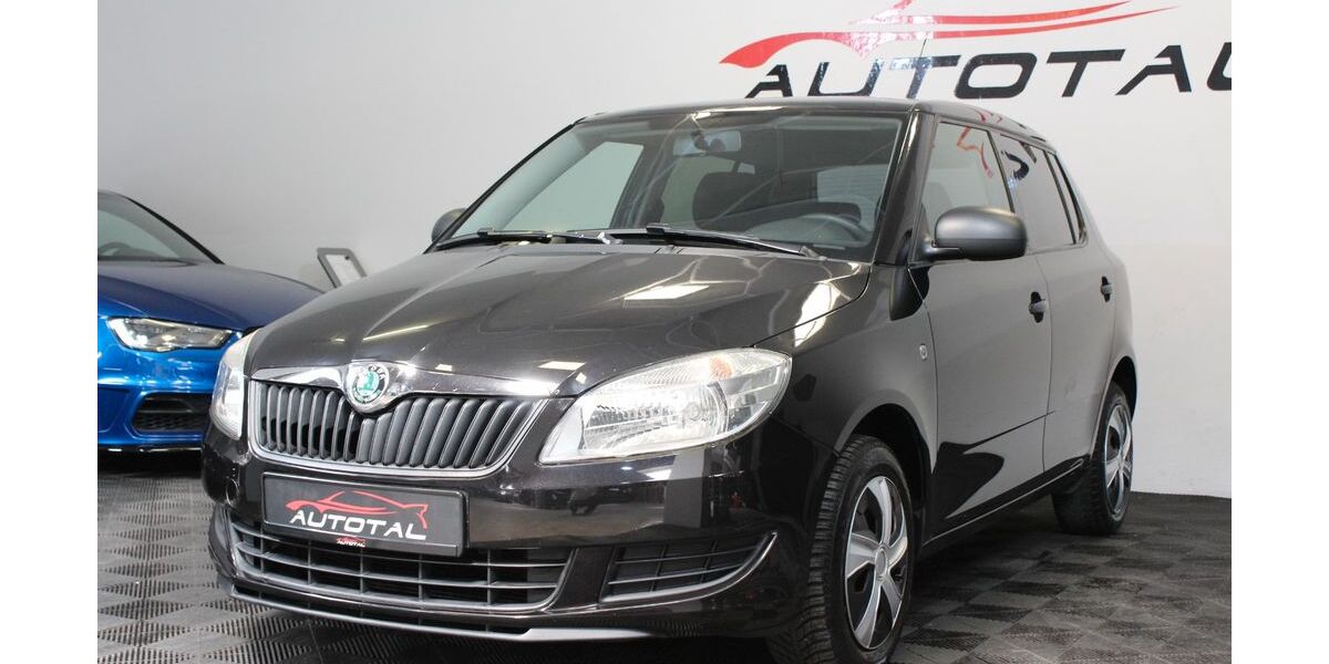 Skoda Fabia 128.228 km 2.999 &euro; Wuppertal 42283